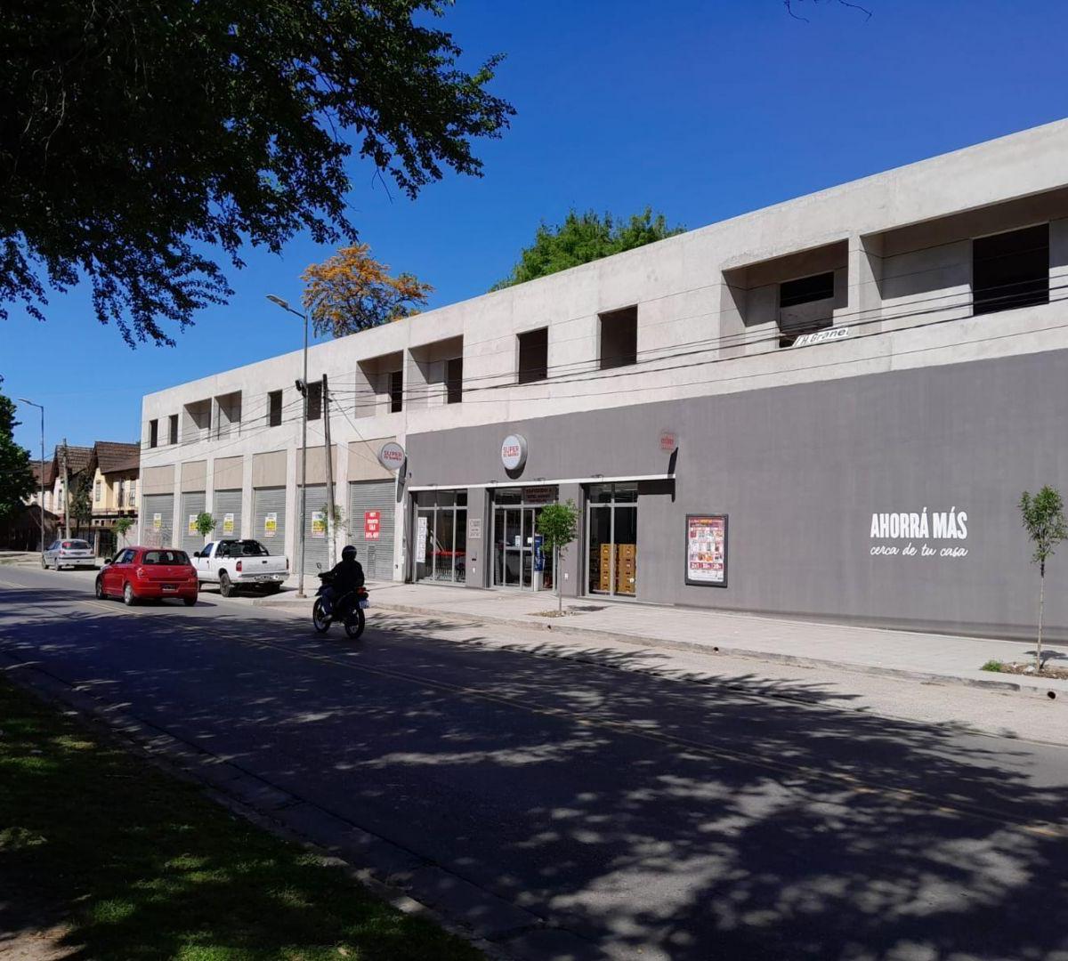 Departamento 3 Ambientes. | Irigoin y Jose Maria Paz 3