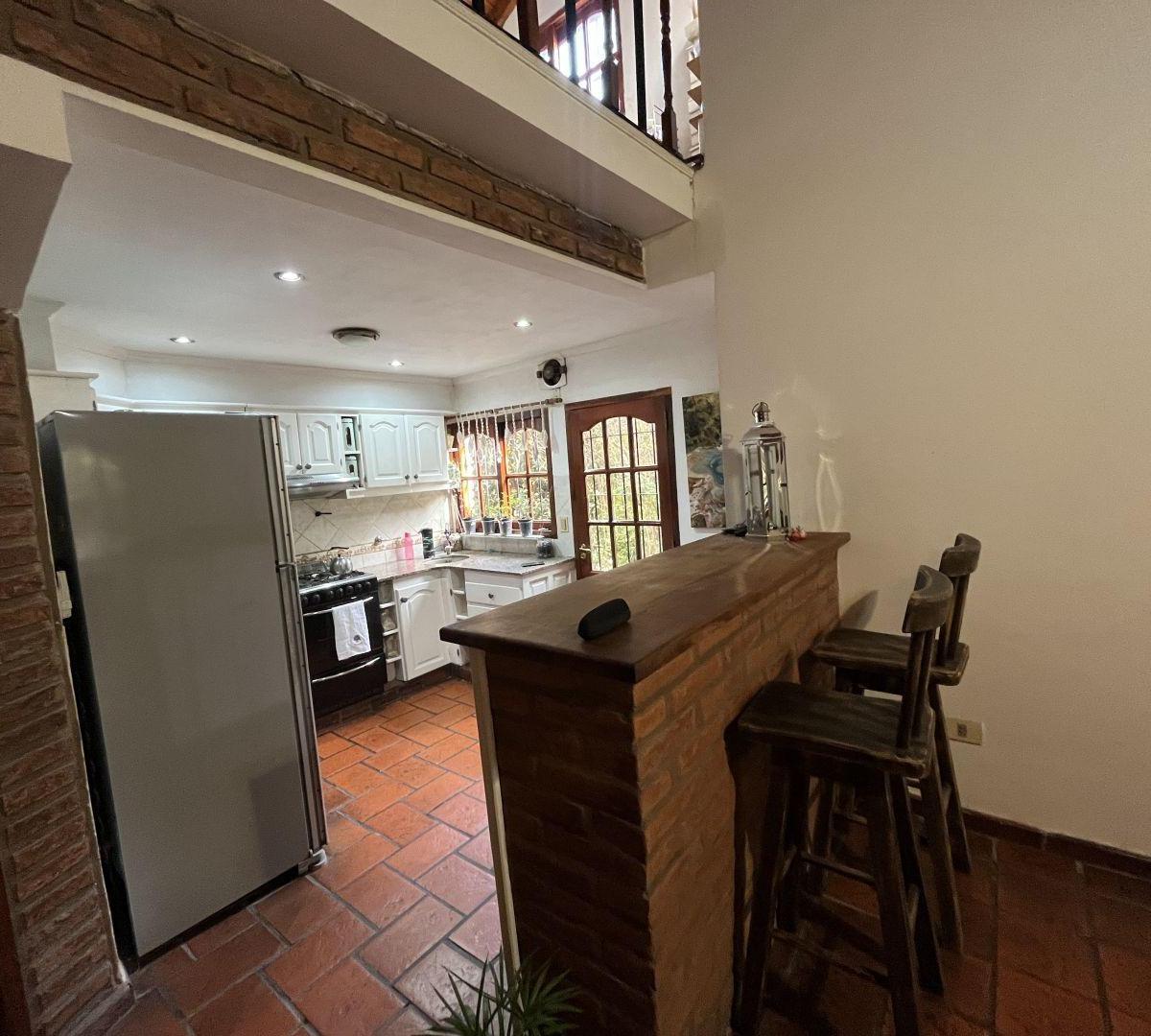 Foto de Casa 4 ambientes. | San Lorenzo al 700, imagen 2