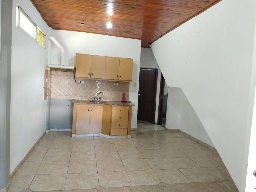 Casa 6 Ambientes. | Sargento Cabral Al 2200 5