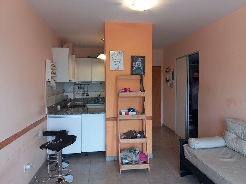 Departamento 2 Ambientes. | Av Ricardo Balbin Al 900 2