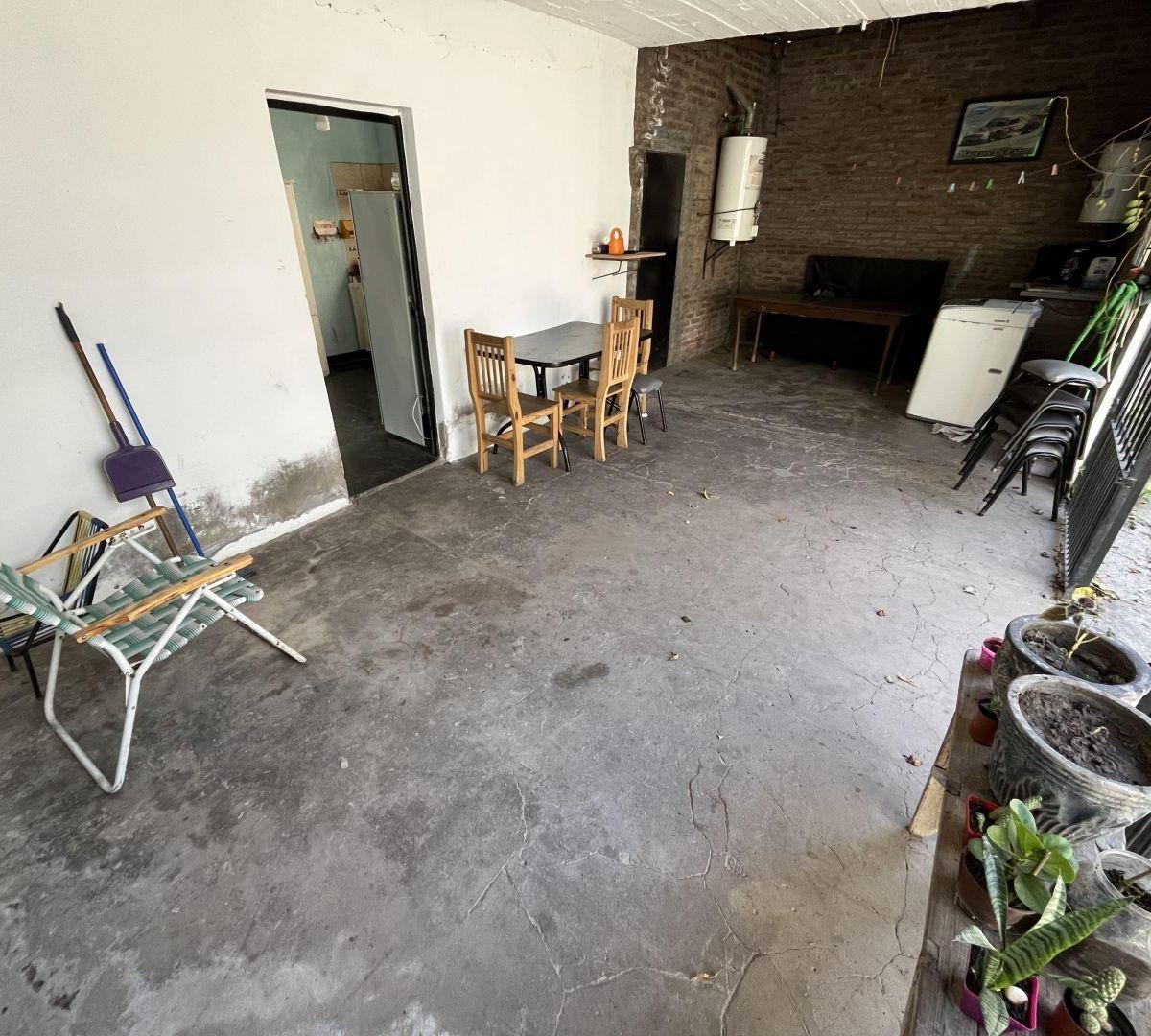 Casa 4 Ambientes. | Int. Arricau Al 4800 4