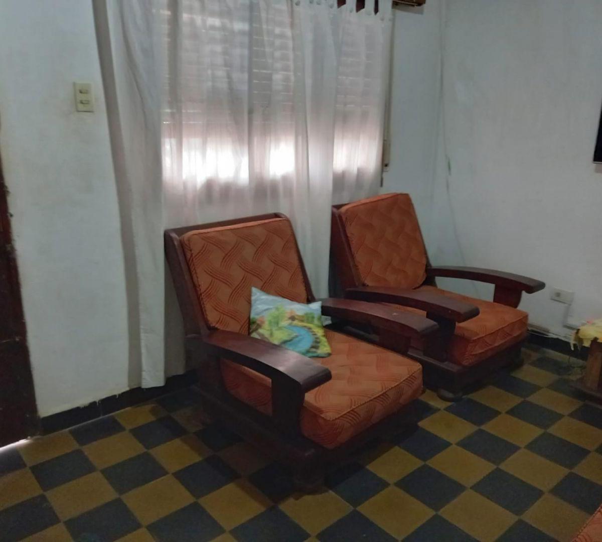 Casa 4 Ambientes. | Sargento Cabral Al 5100 1