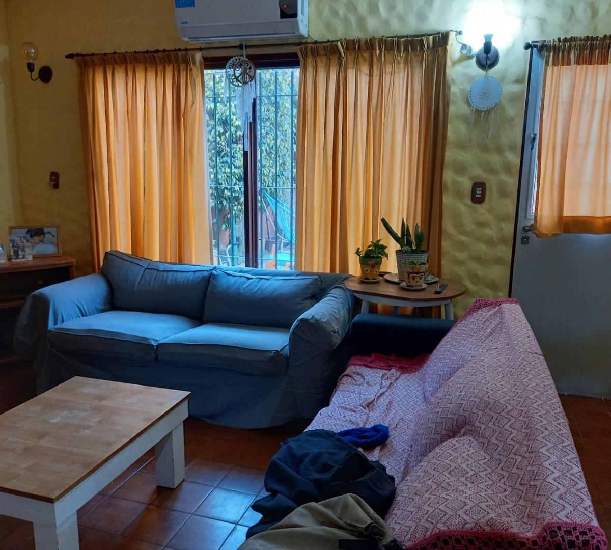 Casa 3 ambientes. | Renacimiento al 4000