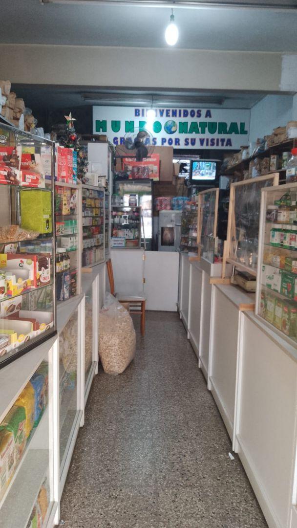 Foto de Local . | Av. Pres. Juan Domingo Peron al 2200, imagen 4