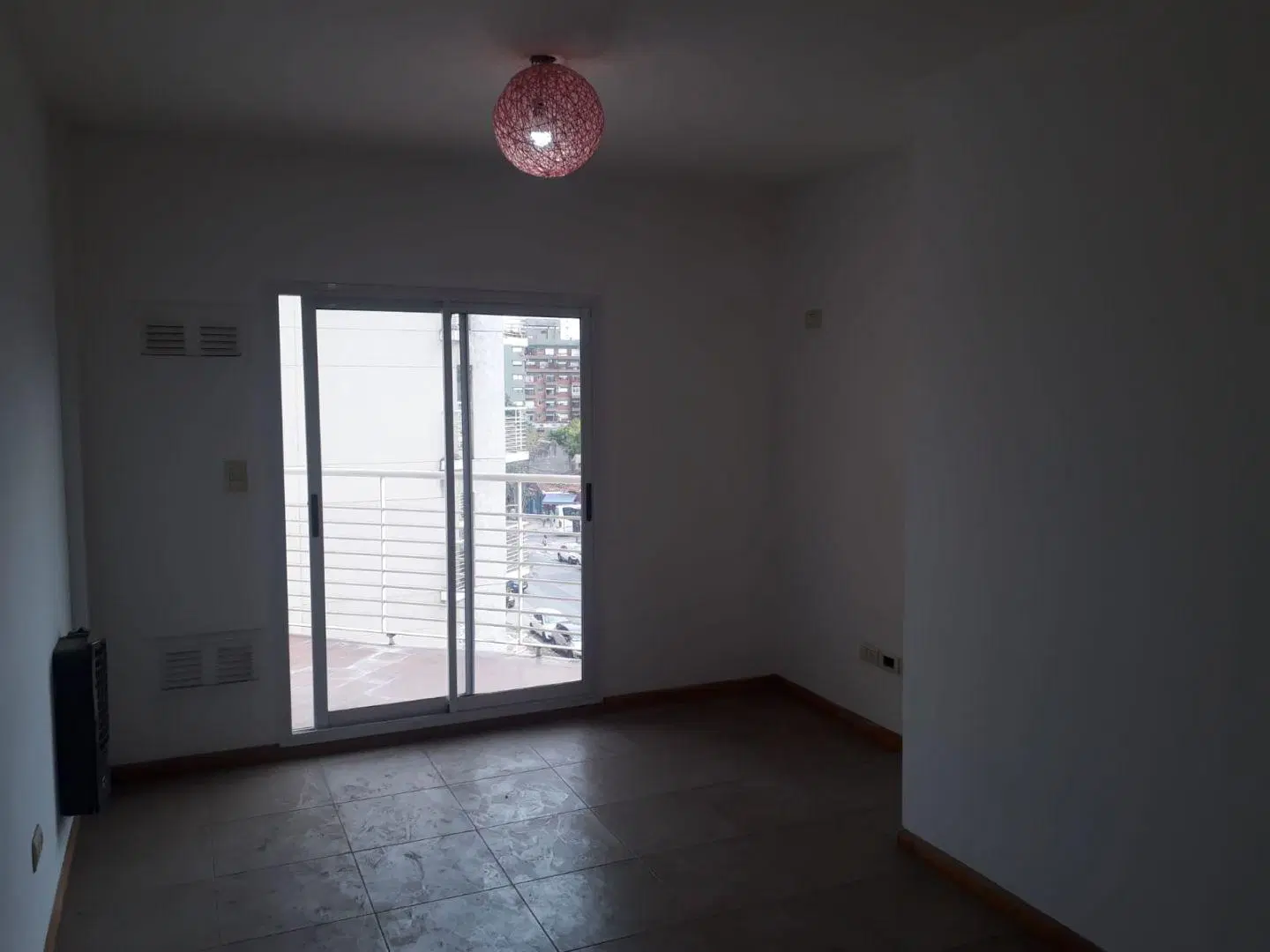 Departamento 2 ambientes. | Gral Las Heras al 1300 3