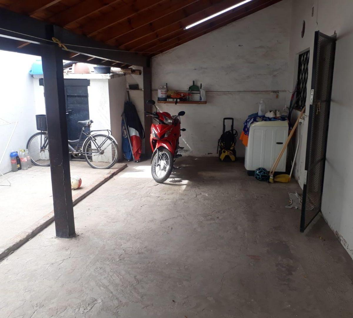 Foto de Casa 3 ambientes. | Int. Juan Irigoin al 3900, imagen 4