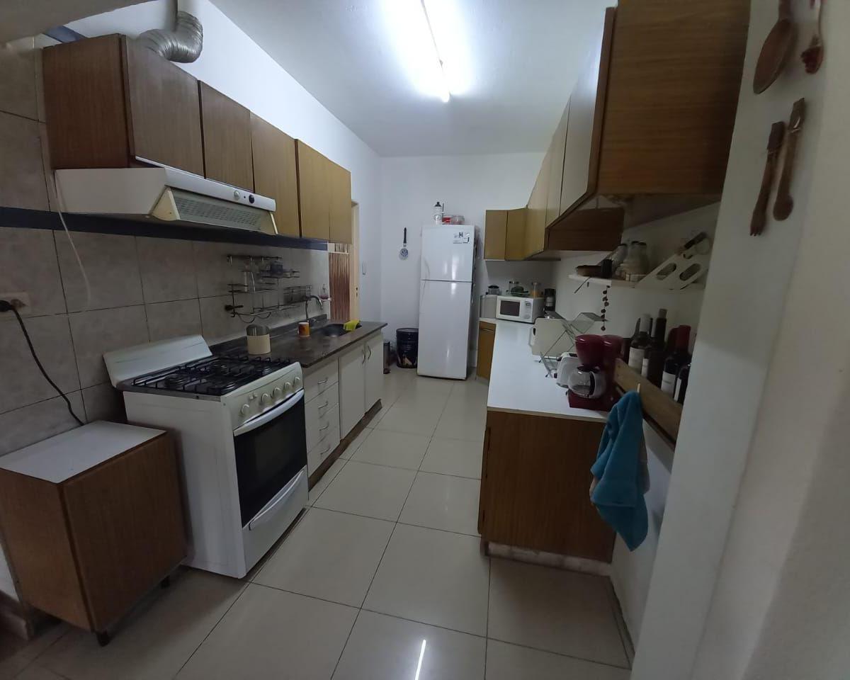 Foto de Casa 5 ambientes. | Adolfo Alsina al 1100, imagen 2
