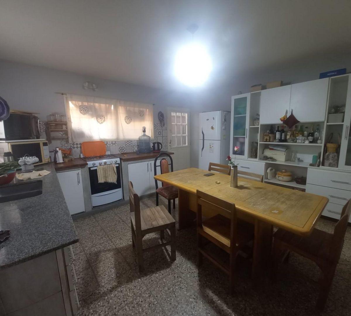 Casa 6 Ambientes. | Tupac Amaru Al 4300 3