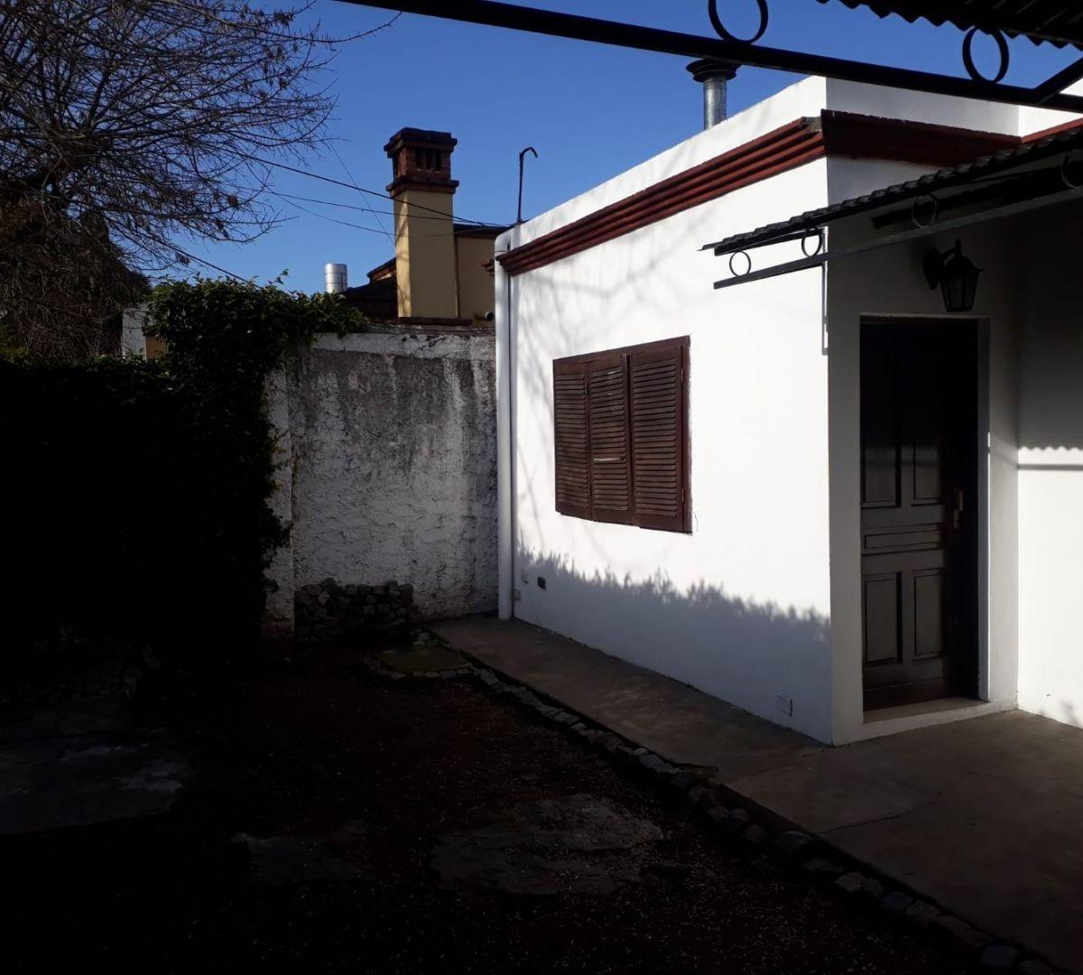 Casa 3 Ambientes. | Arroyo Al 1100 4