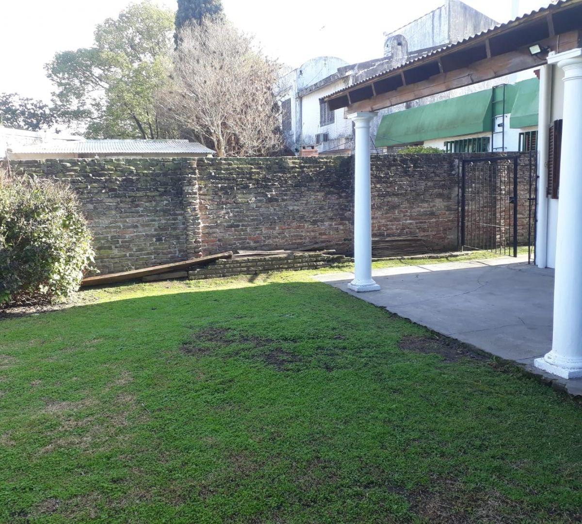 Casa 3 Ambientes. | Arroyo Al 1100 1