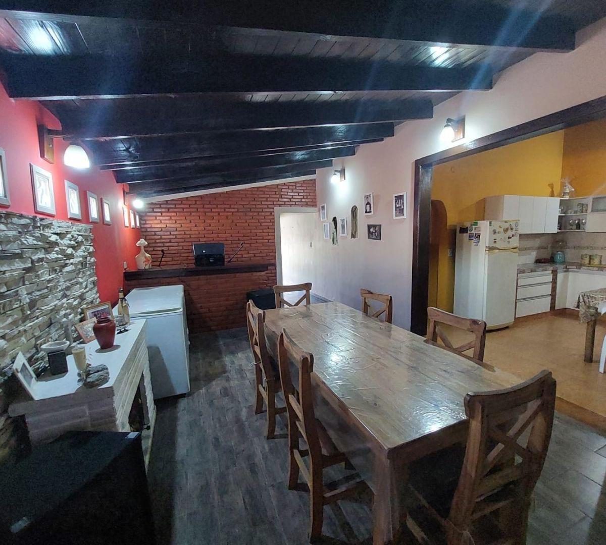 Casa 4 Ambientes. | Paula Albarracin Al 2300 4
