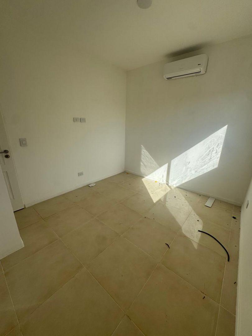 Casa 4 Ambientes. | Irigoin Al 3300 4