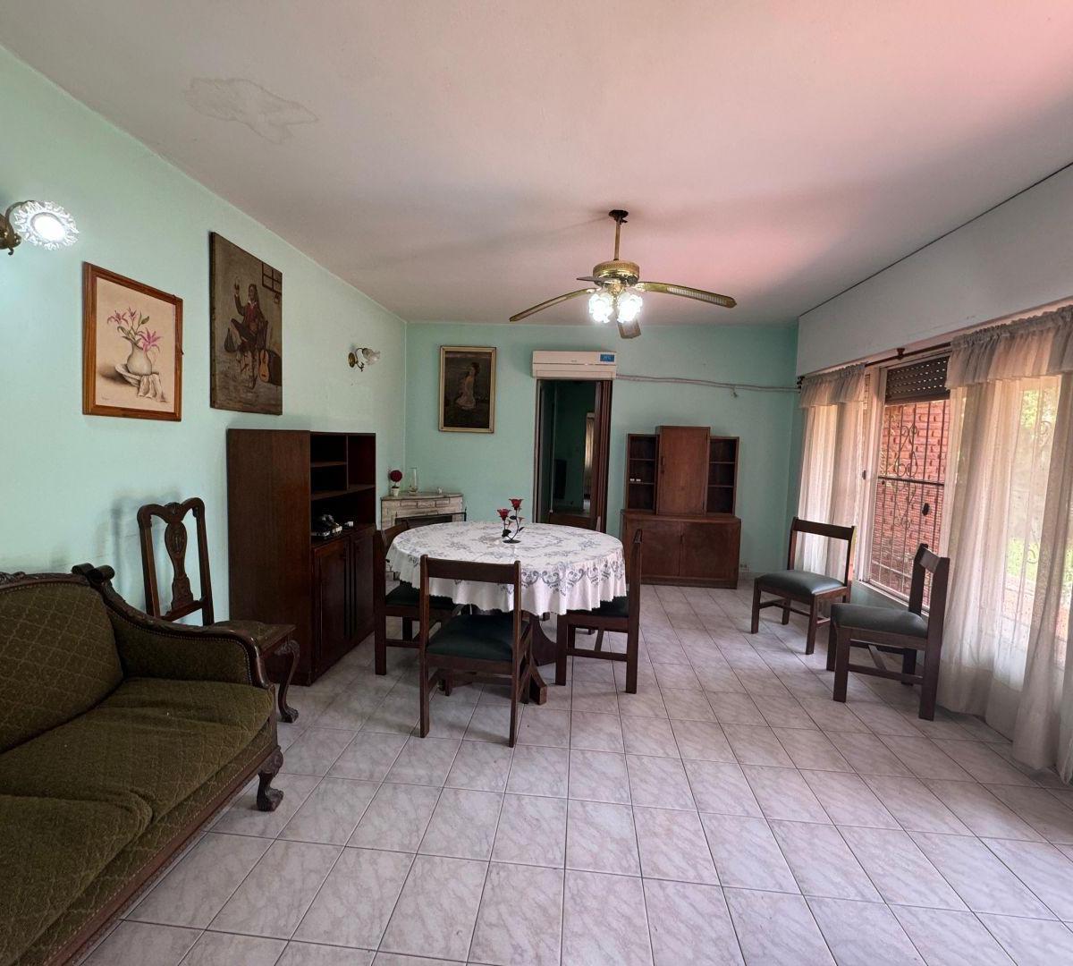 Casa 4 Ambientes. | Zuviria Al 900 1