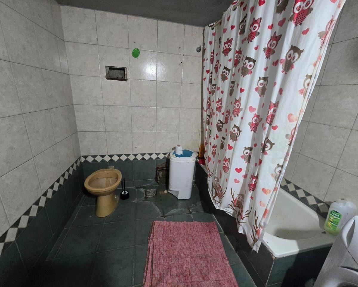 Casa 5 Ambientes. | Int. Juan Irigoin Al 4600 3
