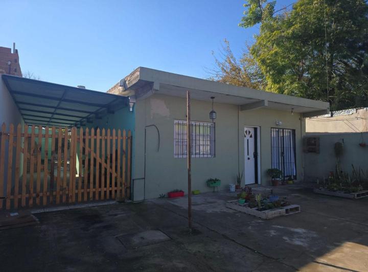 Casa 4 ambientes. | Las Tres Marias al 100 2
