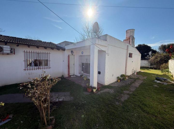 Casa 3 ambientes. | Zuviria al 2800 4