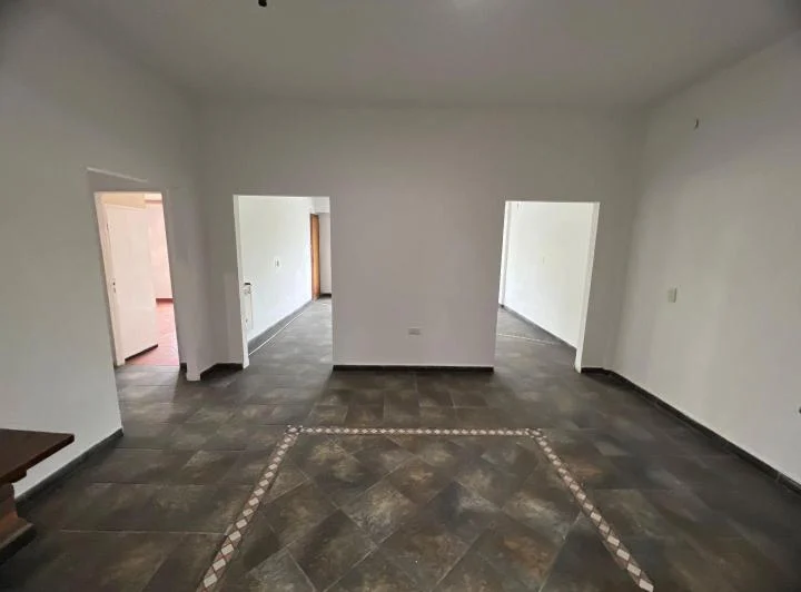 Departamento 4 ambientes. | Av. Presidente Juan Domingo Peron al 1800 5