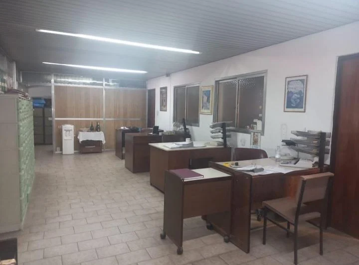 Oficina . | Granaderos a Caballo al 4800 4