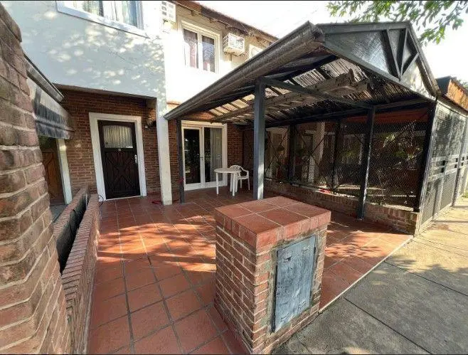 Departamento 4 ambientes. | Av. Pres. Arturo Illia al 8700 1