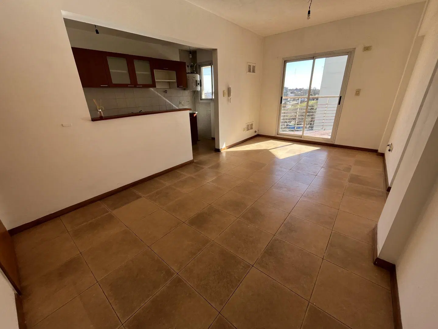 Departamento 2 ambientes. | Sargento Cabral al 1300 2