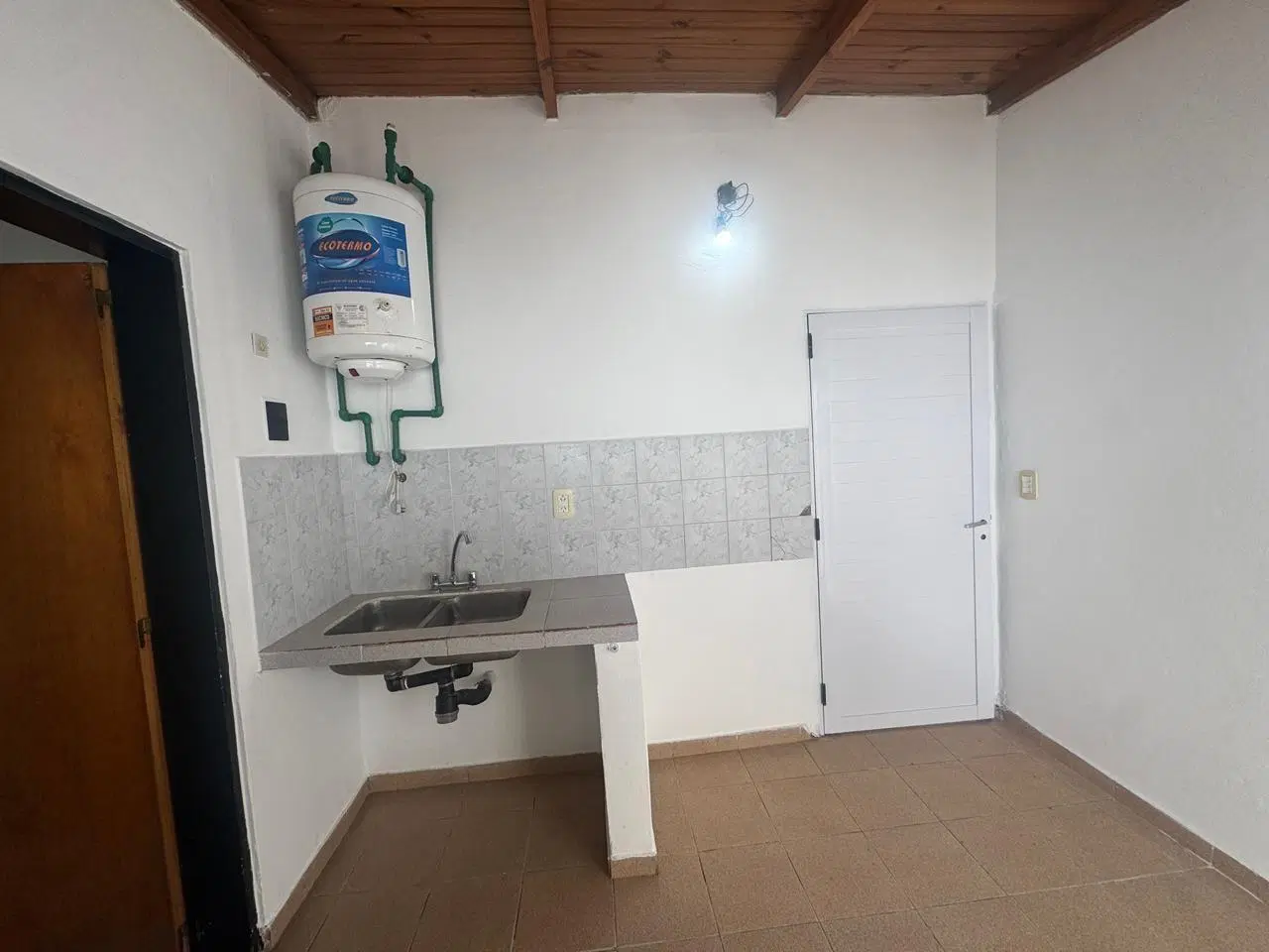 Departamento 2 ambientes. | Guido y Spano al 300 2