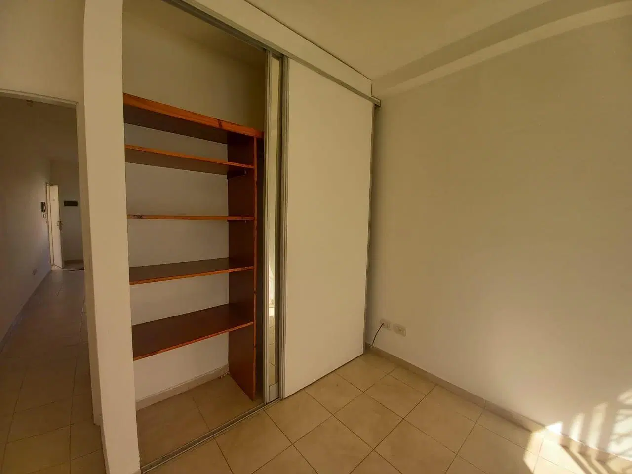 Departamento 2 ambientes. | Pringles al 300 5