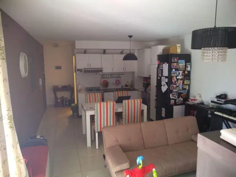 Departamento 2 ambientes. | Pringles al 800 3