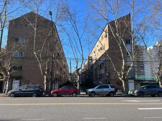 Departamento 3 ambientes. | Av. Pres Juan Domingo Perón al 100 2