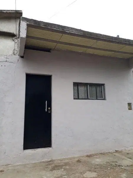 Casa 7 ambientes o mas. | Sargento Cabral al 2000 4