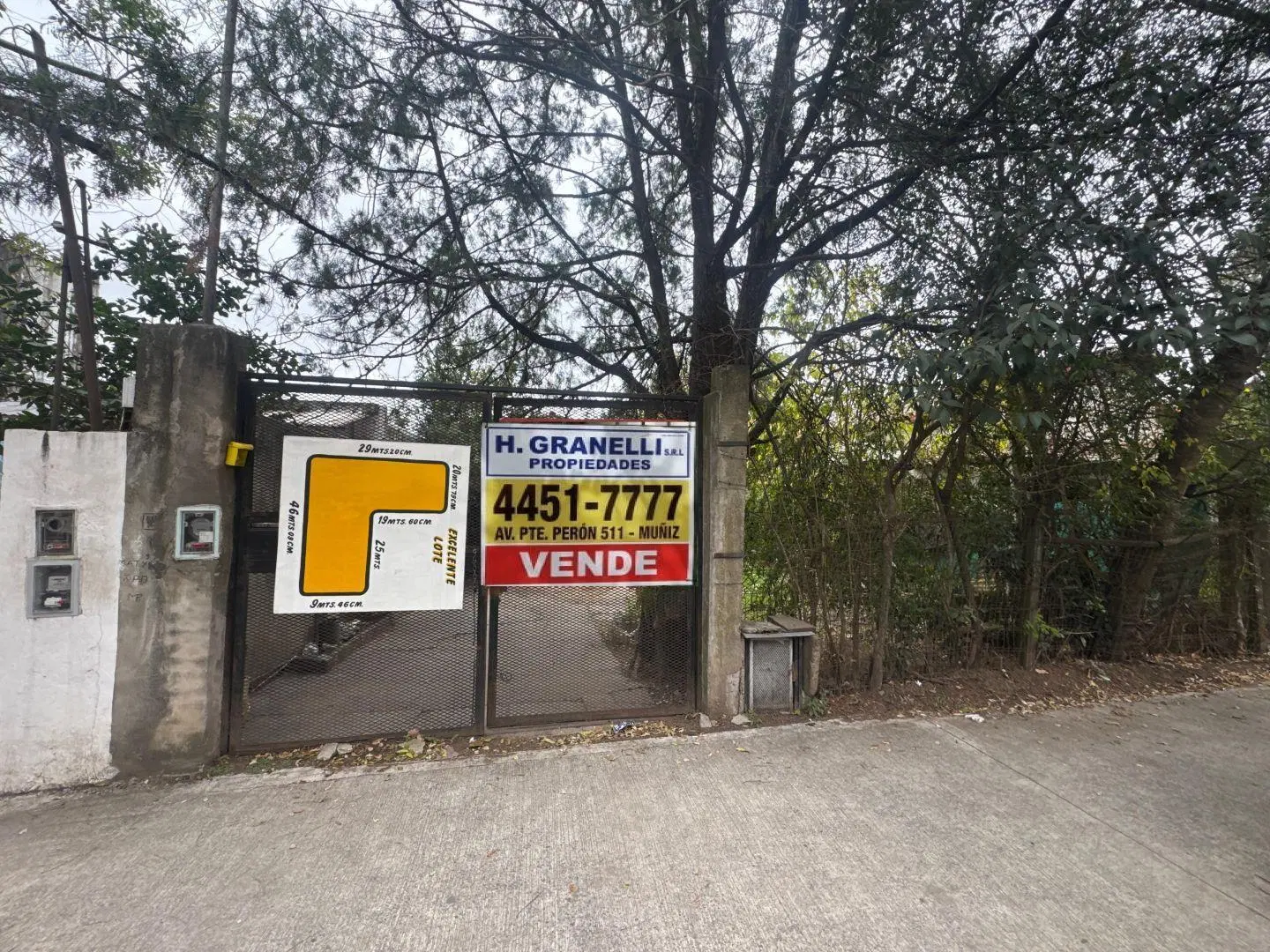 Lote . | Olegario Victor Andrade al 100 4