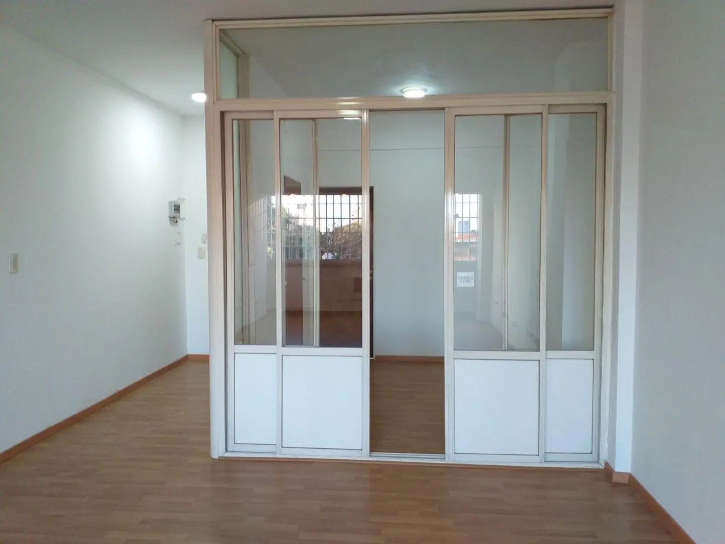 Departamento 3 ambientes. | Av. Pres. Juan Domingo Peron al 1100 1