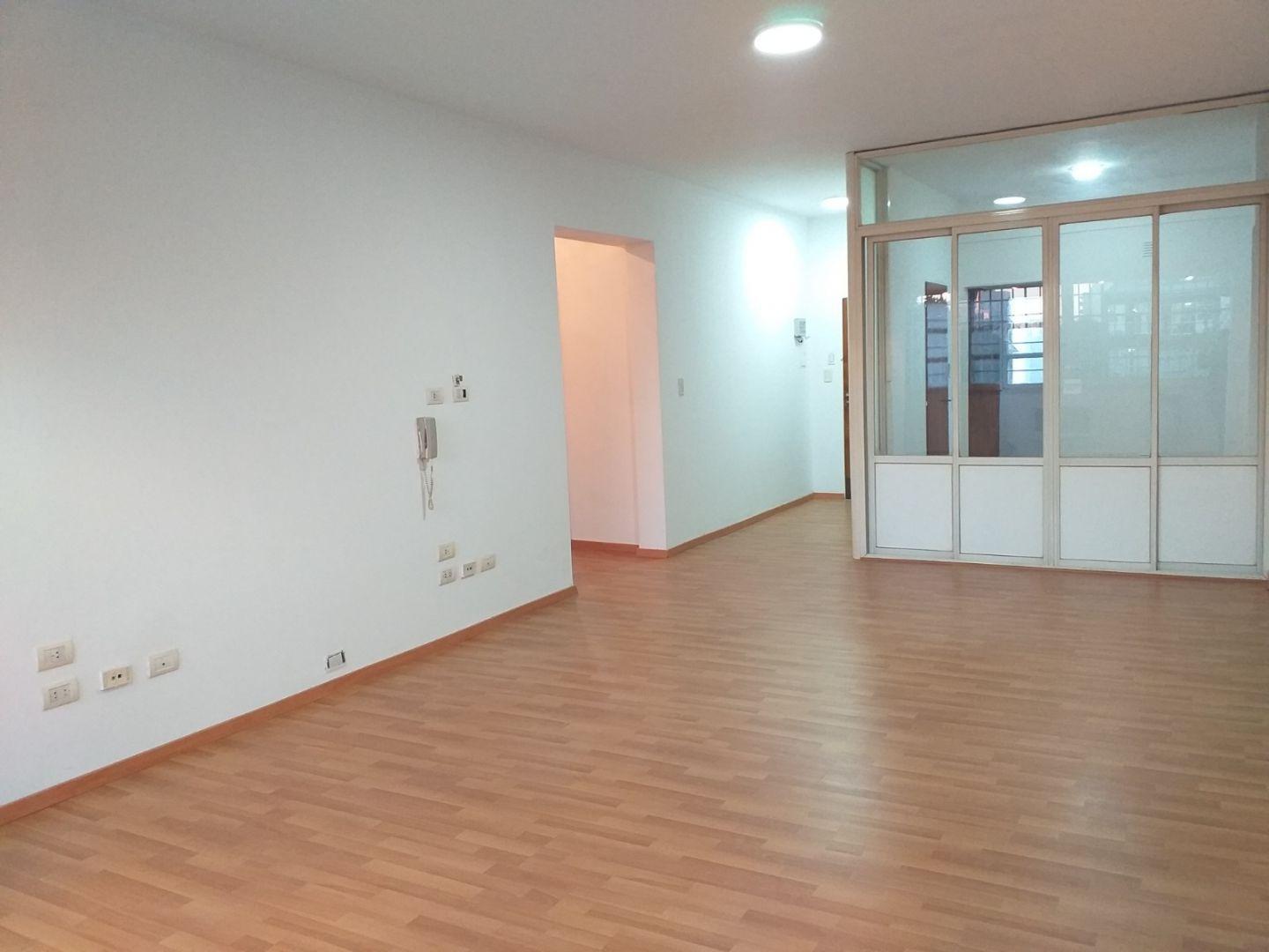 Foto de Departamento 3 ambientes. | Av. Pres. Juan Domingo Peron al 1100, imagen 5