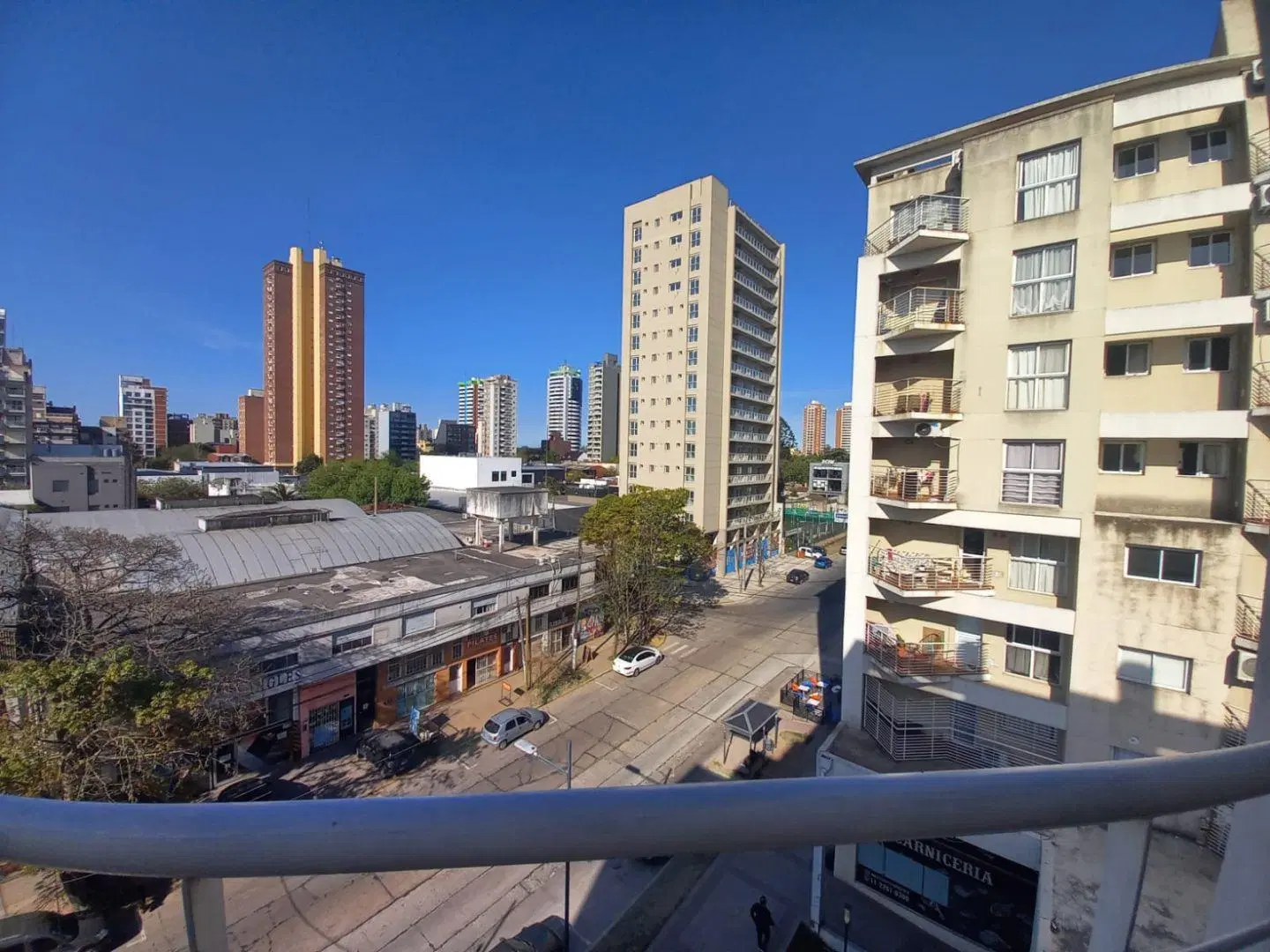 Departamento 2 ambientes. | Domingo Faustino Sarmiento al 1000 3