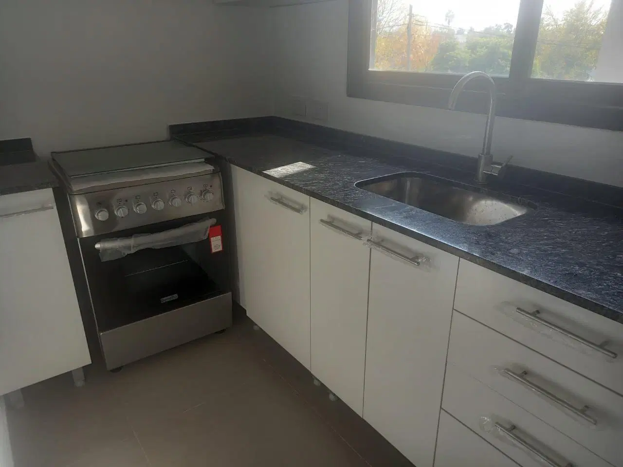 Departamento 2 ambientes. | Cesar H. Malnatti al 1900 2