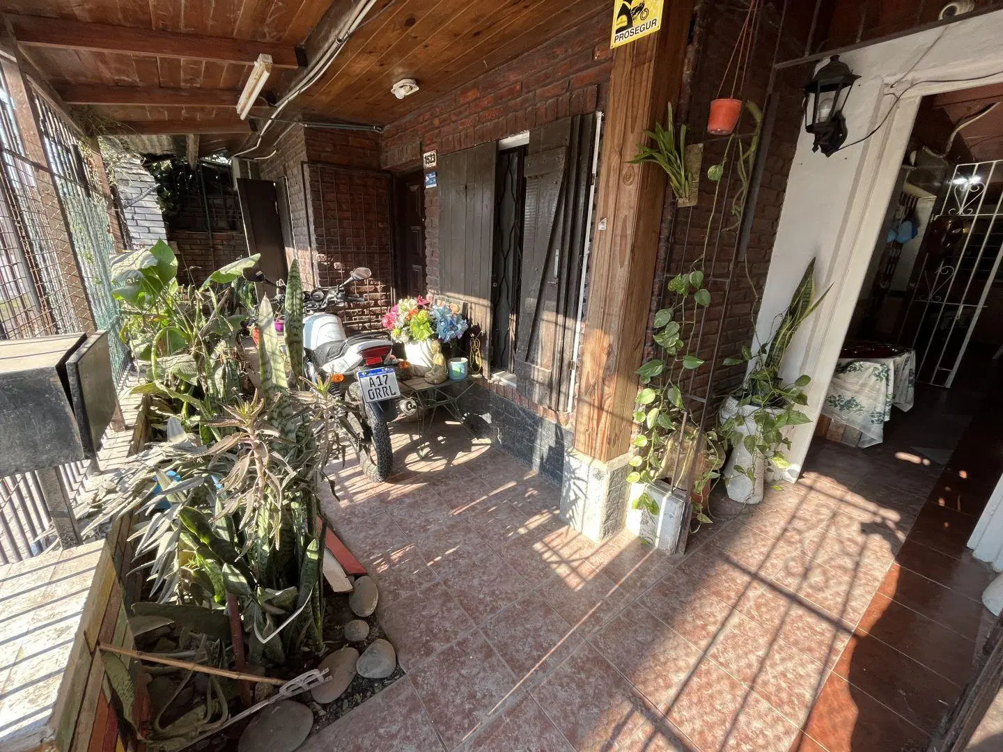 Casa 7 ambientes o mas. | Pichincha al 1500 4