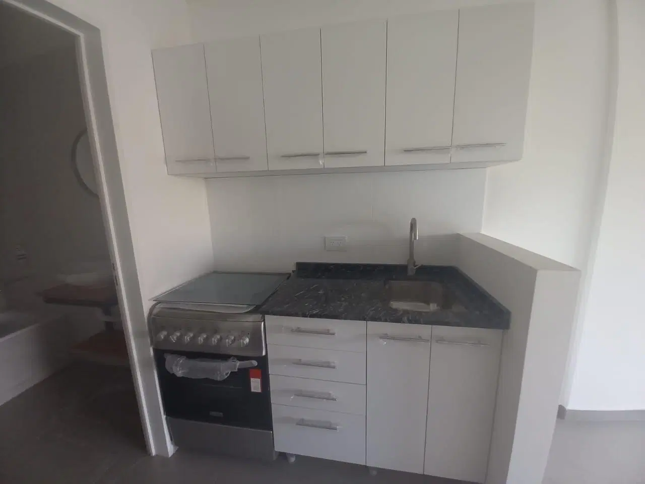 Departamento monoambiente. | Cesar H. Malnatti al 1900 4