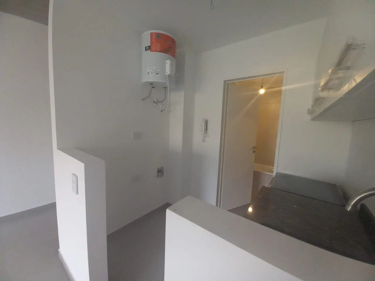 Departamento monoambiente. | Cesar H. Malnatti al 1900 3