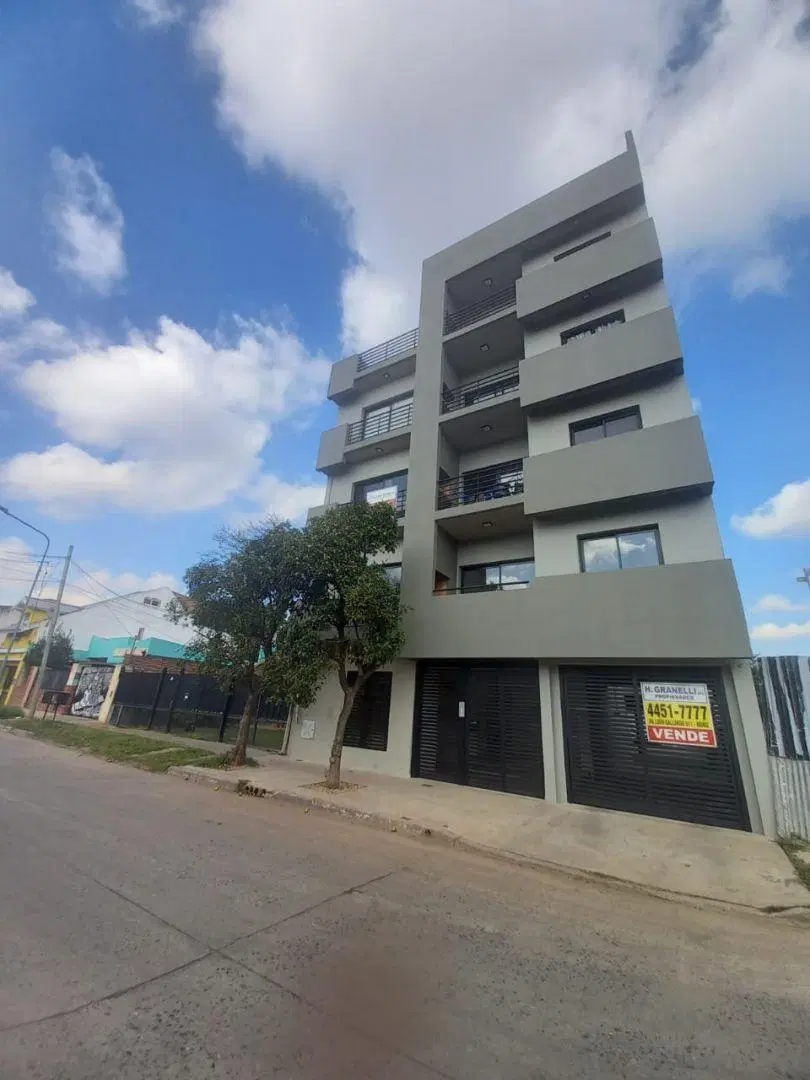 Departamento monoambiente. | Cesar H. Malnatti al 1900 2
