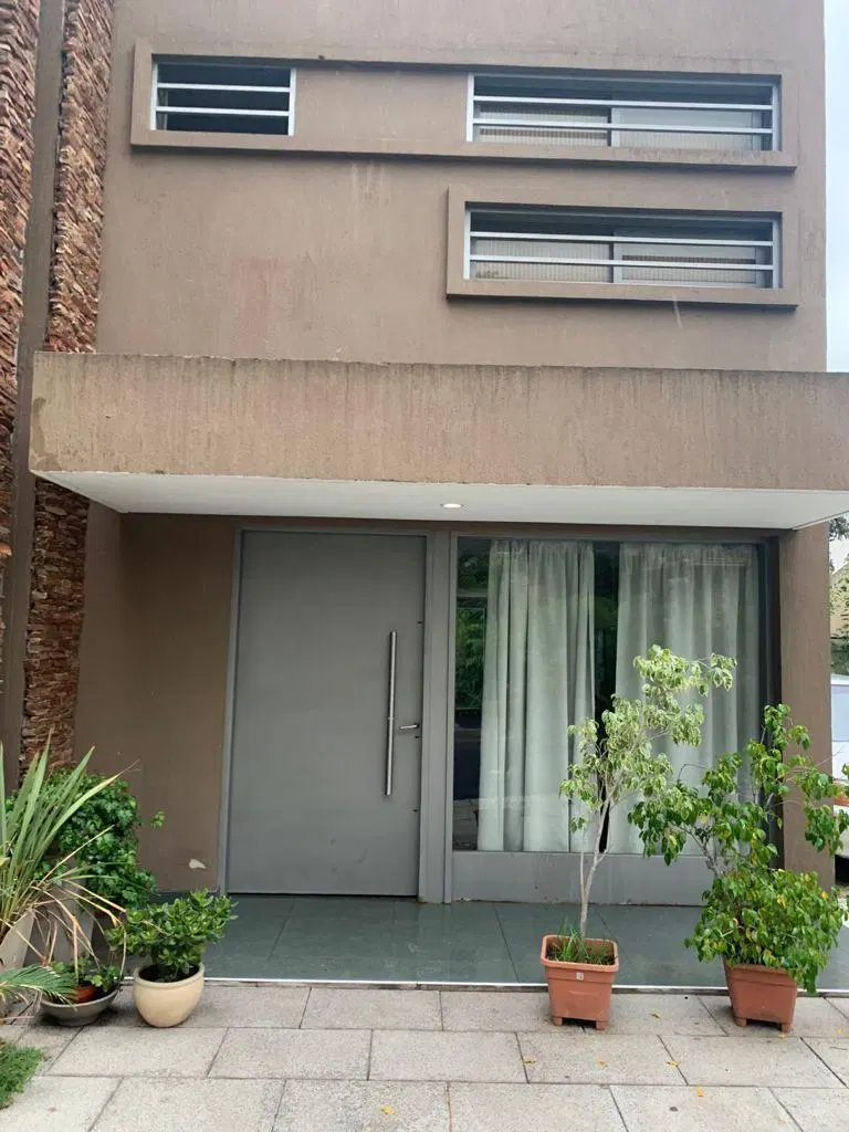 Casa 4 ambientes. | Juan B. Alberdi al 2300 2