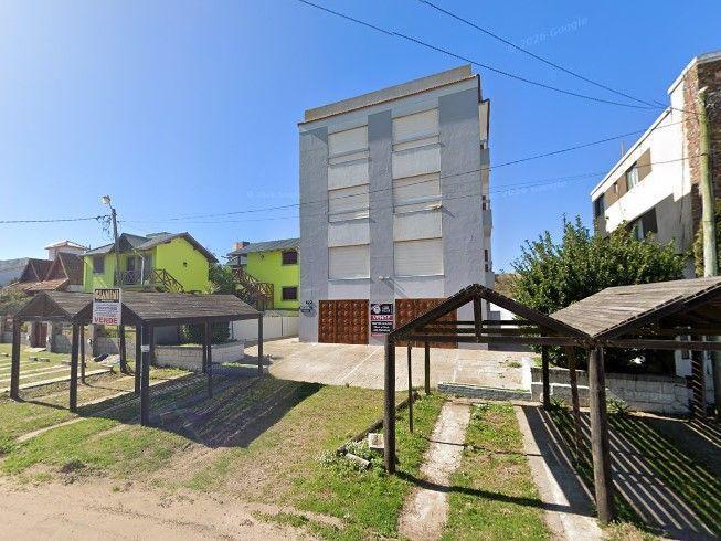 Edificio . | Avenida 1 y 148