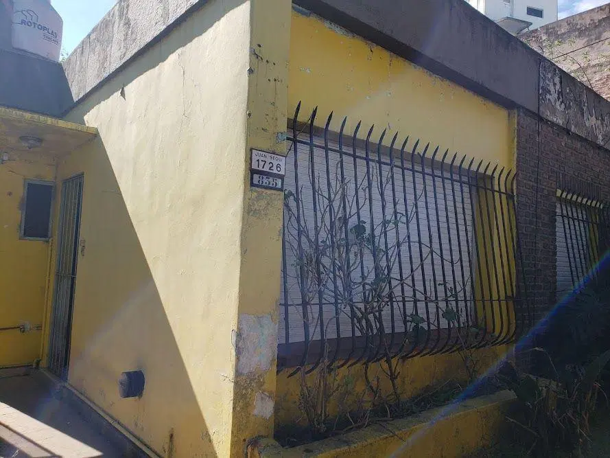Lote . | Juan F. Segui al 1700 1