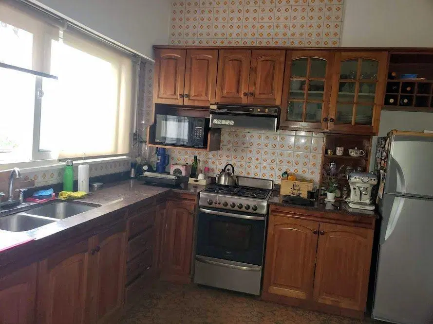 Casa 6 ambientes. | Los Calchaquies al 1200 4