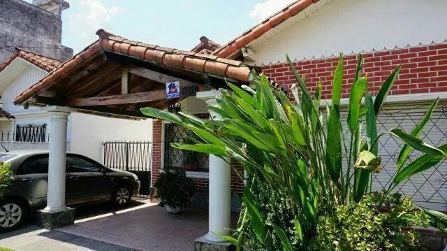 Casa 5 ambientes. | Av. Pres Juan Domingo Perón al 2900 3