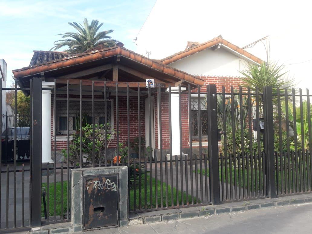 Casa 5 ambientes. | Av. Pres Juan Domingo Perón al 2900