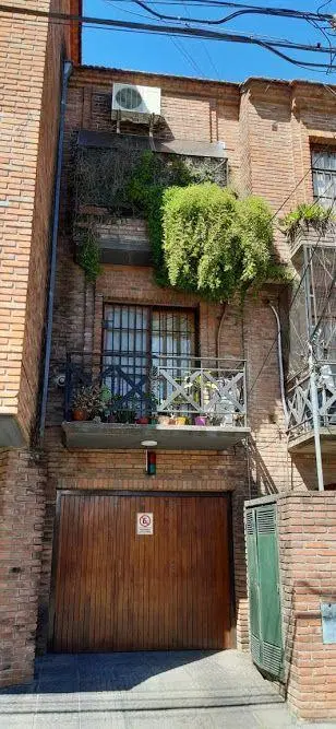 Cochera . | Cesar H. Malnatti al 1300 4