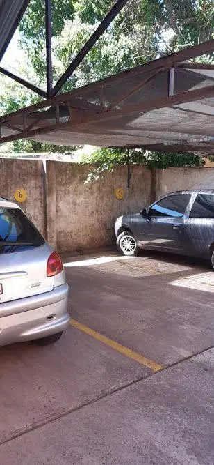 Cochera . | Cesar H. Malnatti al 1300 3