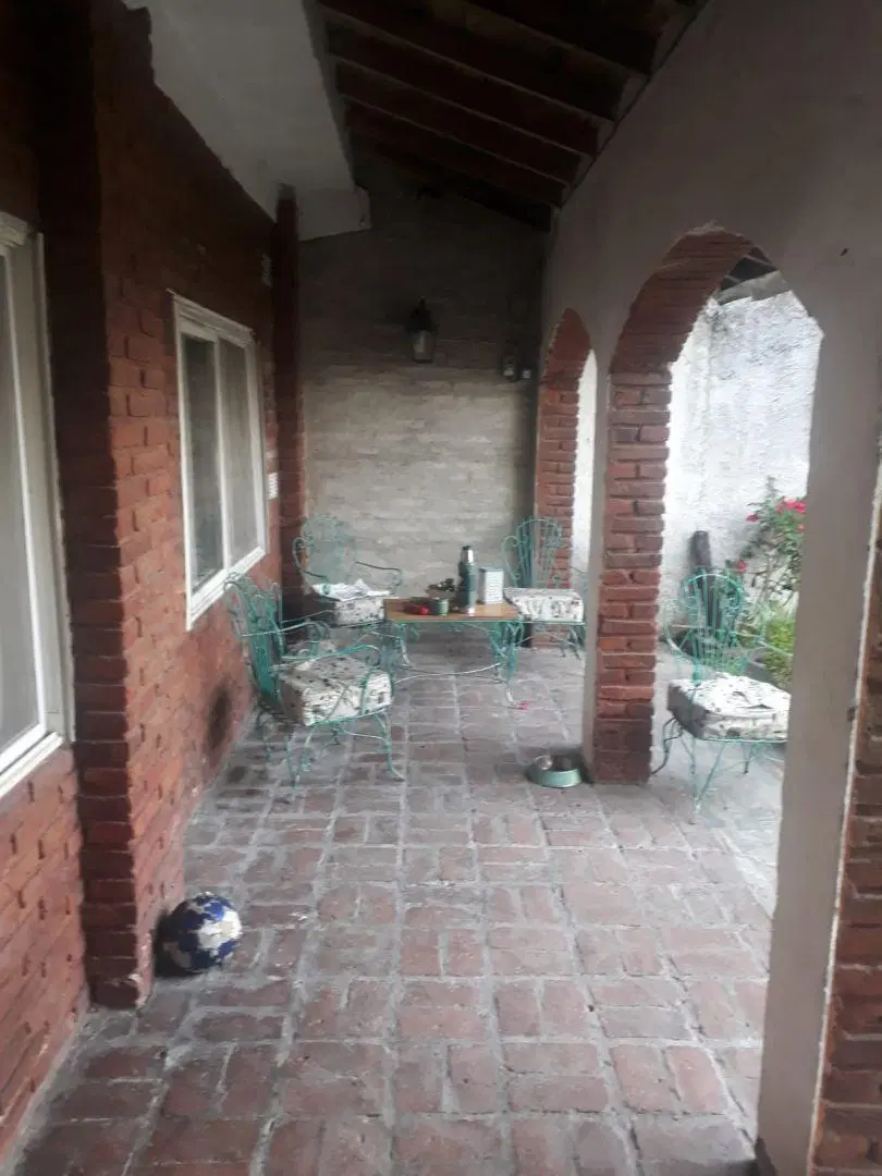 Casa 4 ambientes. | Arroyo al 1200 4