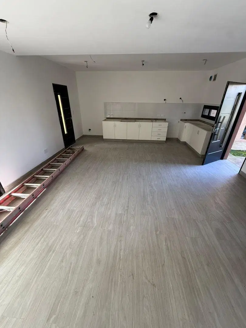 Departamento 4 ambientes. | Gutemberg y Rosetti 4