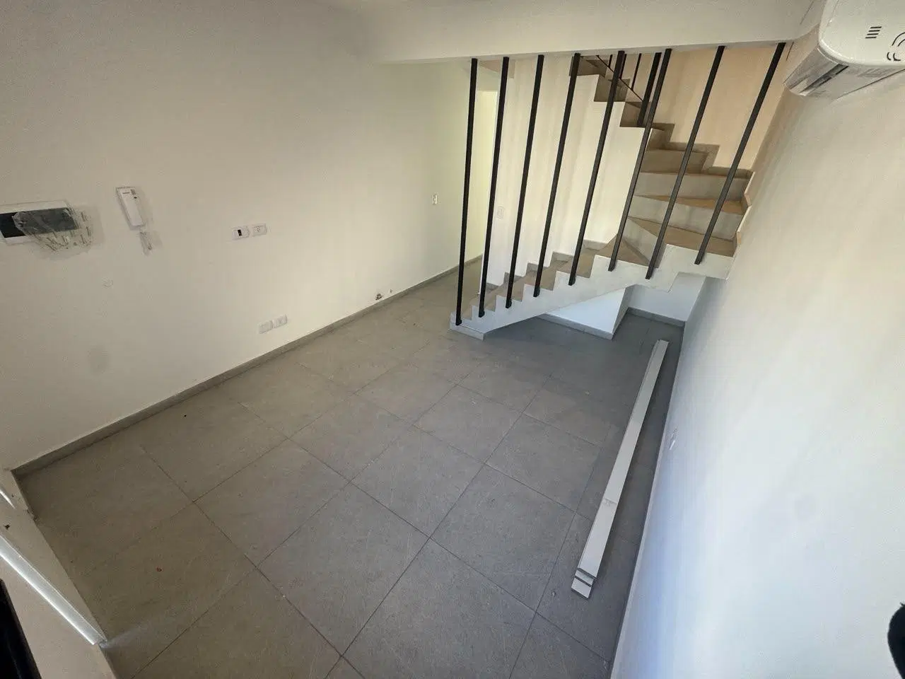 Departamento 3 ambientes. | Irigoin y Jose Maria Paz 4