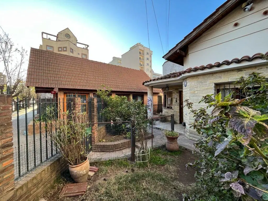 Lote . | Muñoz al 1000 2